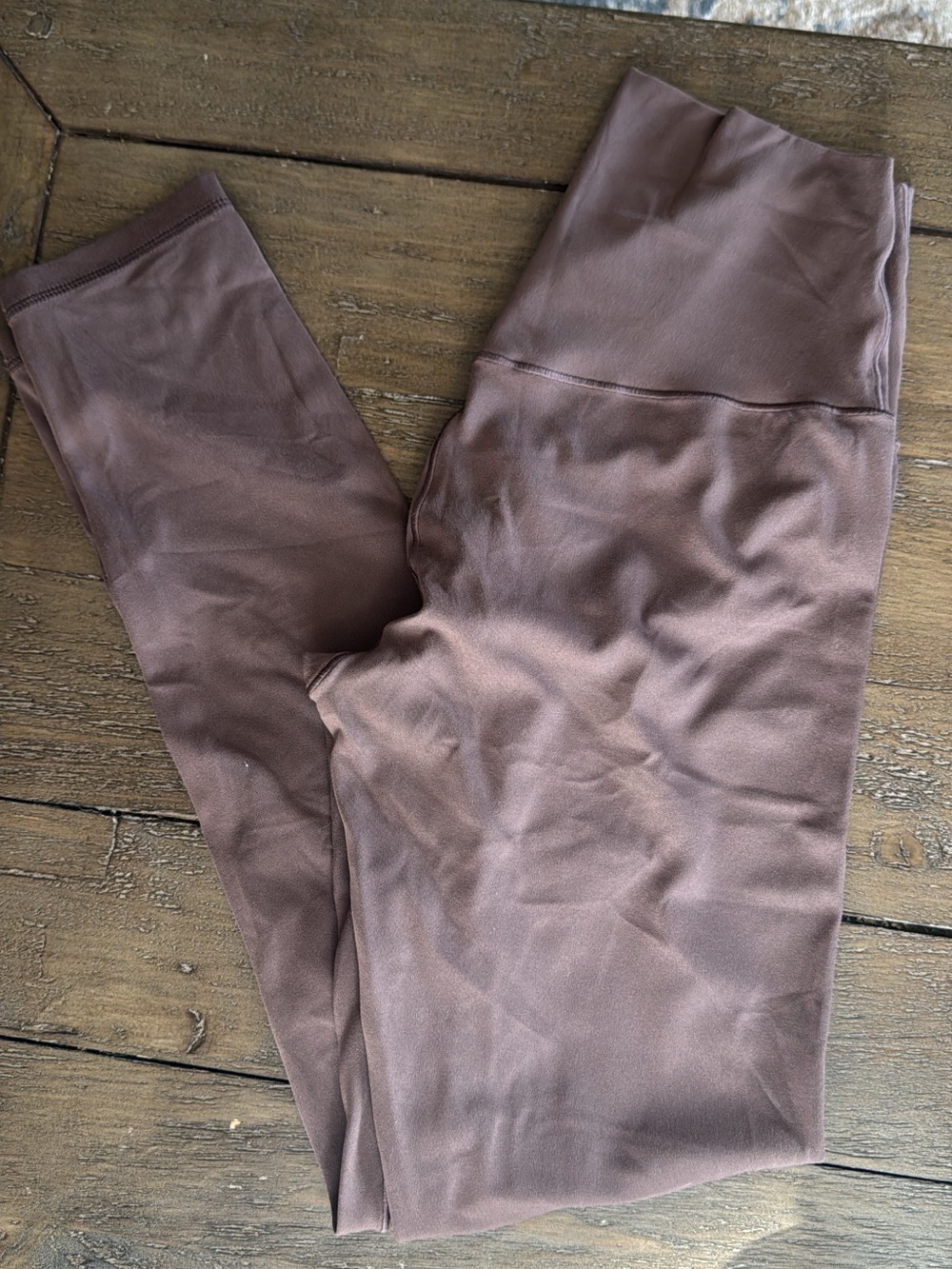 aerie "Offline" High-Rise Leggings in Deep Taupe